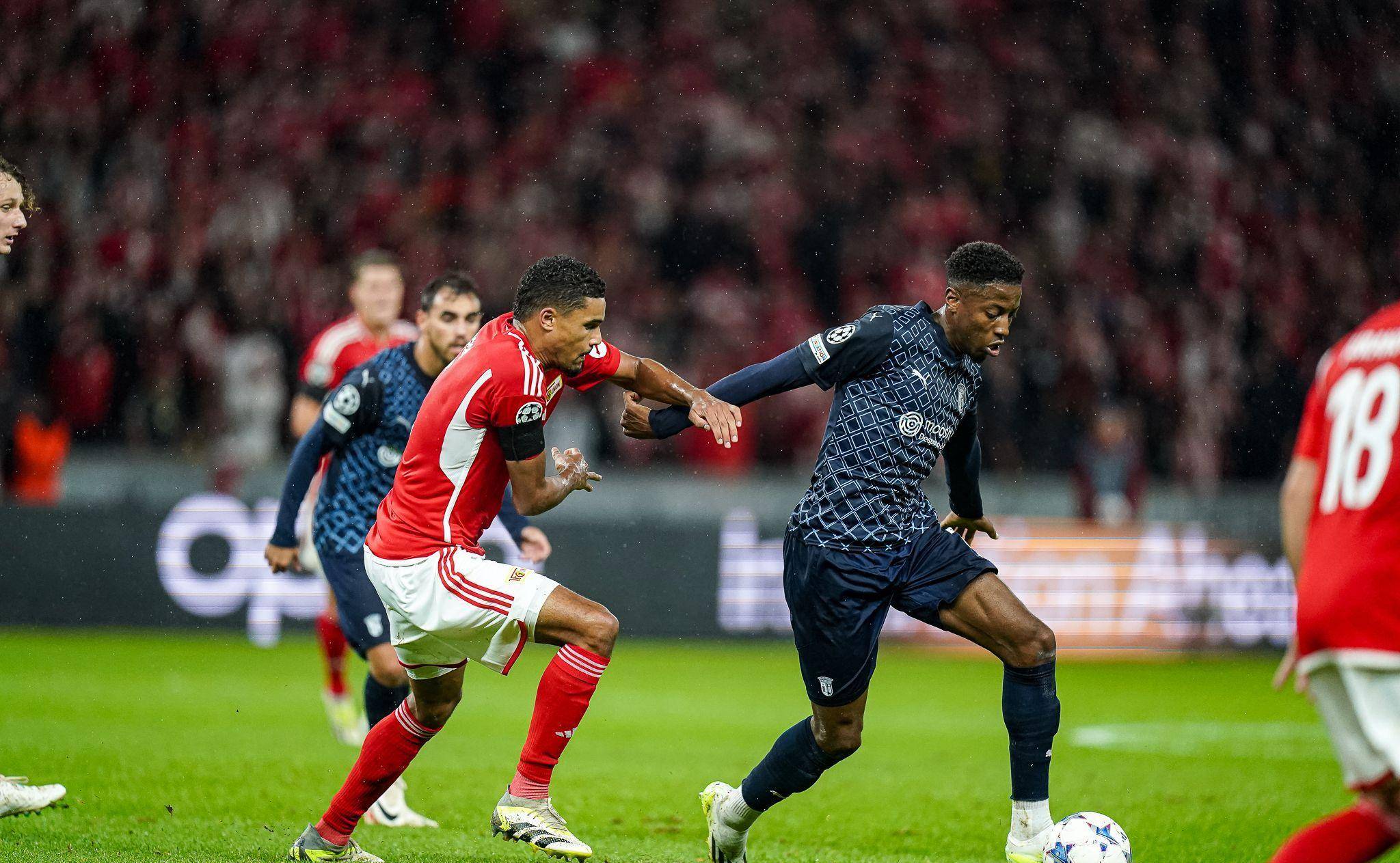 柏斯特拉冰岛人进球,帮助球队获胜,表现亮眼 柏斯特拉冰岛人进球,帮助球队获胜,表现亮眼