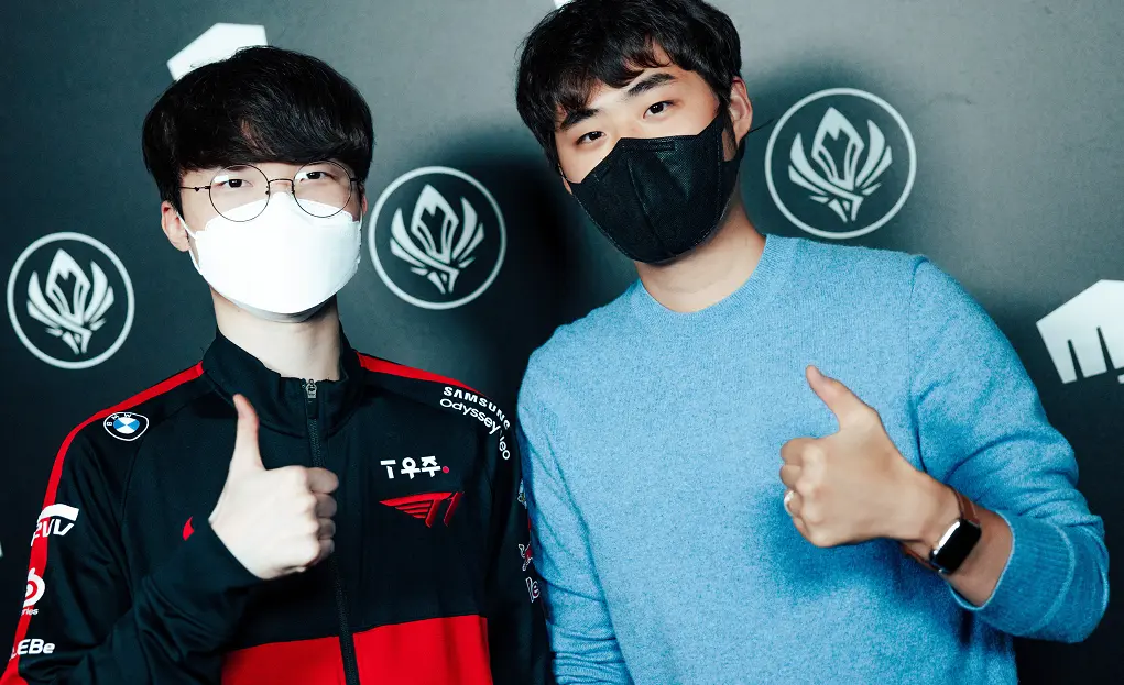 RNG翻盘T1，Gumayusi开启传奇时刻焦点之战四强赛，技惊四座