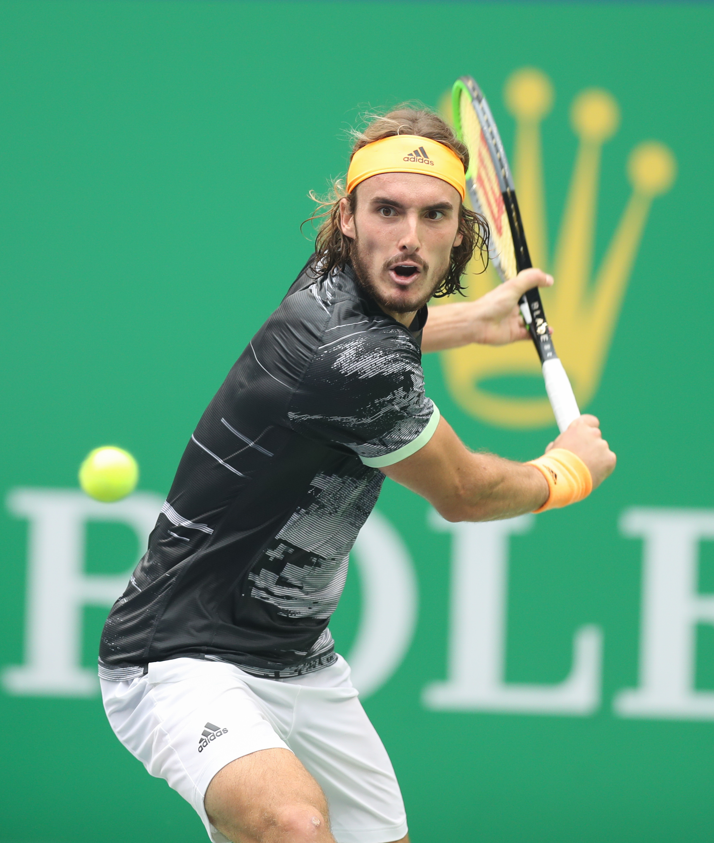 澳网险胜拉沃尔杯，西西帕斯高光表现